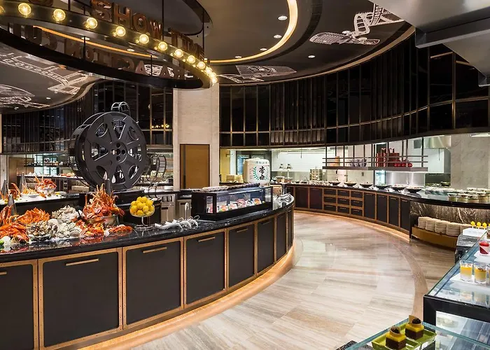 Hotel Studio City Hotel 5*